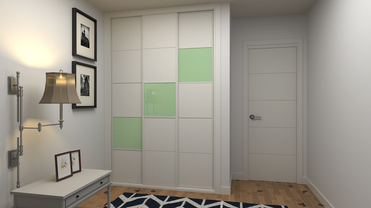 wardrobe, slide, 3 leaf front-1137937.jpg